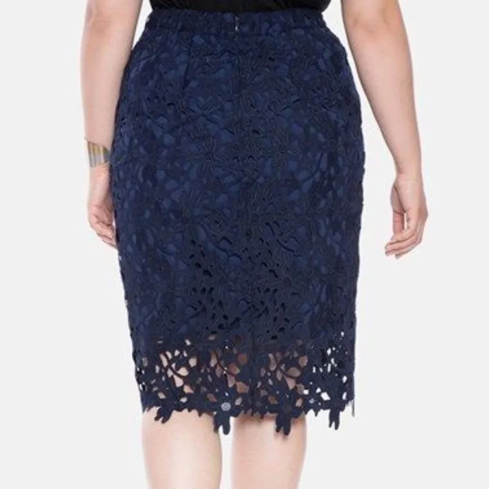 Eloquii Navy Lacy Plus Size Pencil Skirt Size 20 - Picture 3 of 5